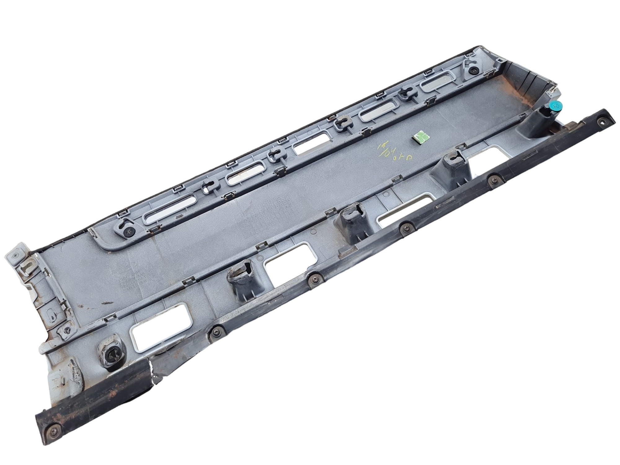 Base Friso Porta Traseira Esquerdo Chery Tiggo 8 22 Detalhe 5