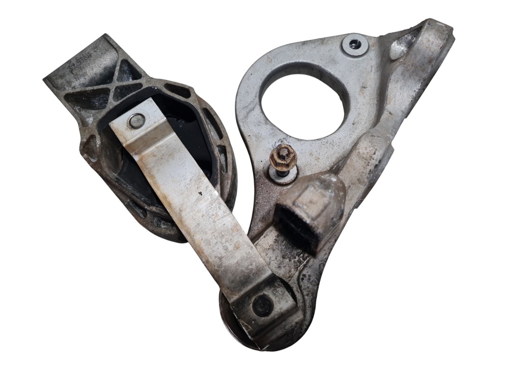 Coxim traseiro câmbio Volvo XC40 T5 2020 32137250 5
