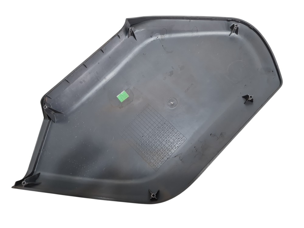 Acabamento forro porta esquerda Volvo VM 330 2021 2022 6