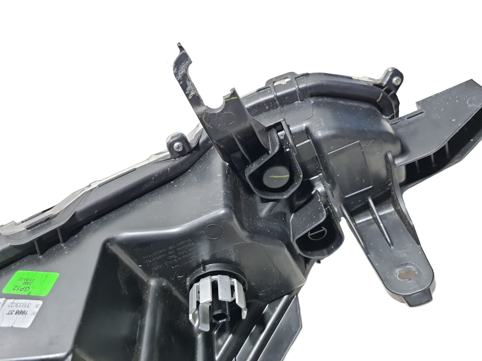 Farol Dianteiro Esquerdo Toyota Corolla Cross 2023 Detalhe Esquerdo 2