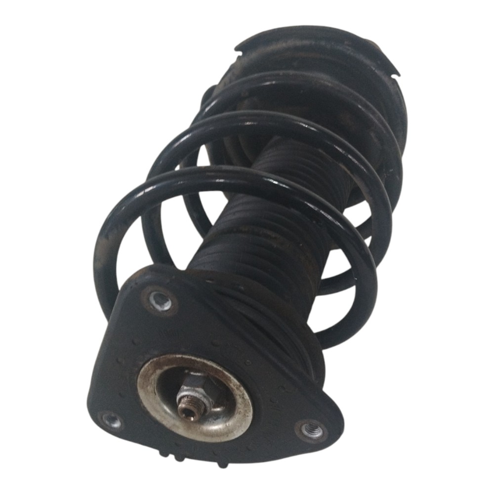 Torre amortecedor dianteiro direito Ford Focus HC 2013 5