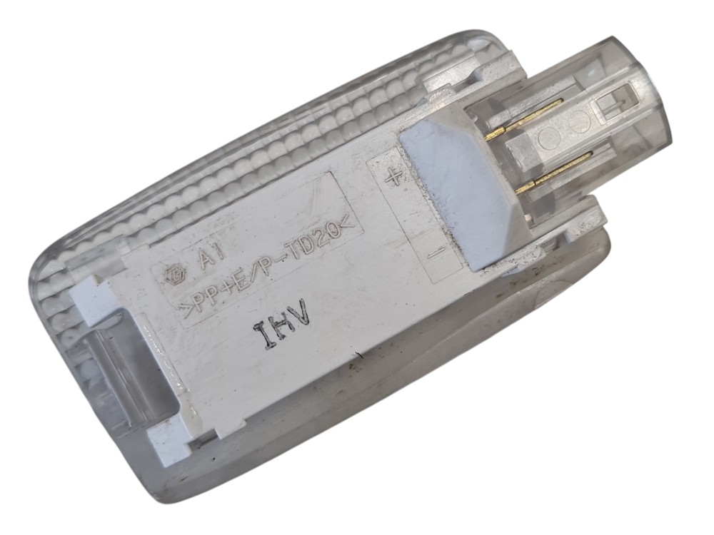 Luz Cortesia Porta Dianteira Esquerda Lexus Ls 460l 2013 2