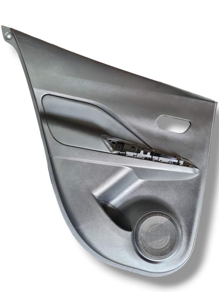 Forro Porta Traseira Esquerda Nissan Kicks 2023 2024 1