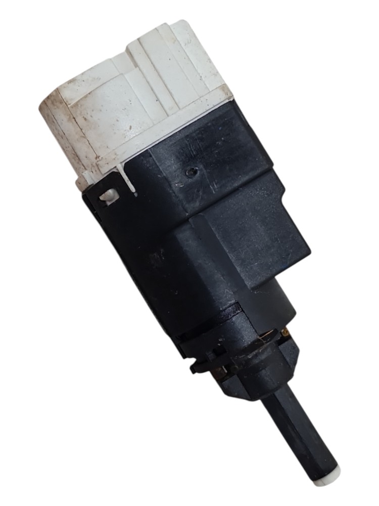 Interruptor Pedal Freio Du Renault Logan Sandero 2015 A 2019 4