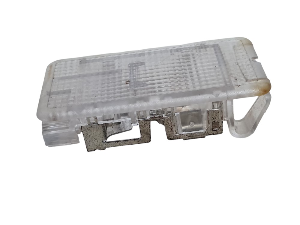 Luz de cortesia porta Renault logan zen10mt 2013 original 2