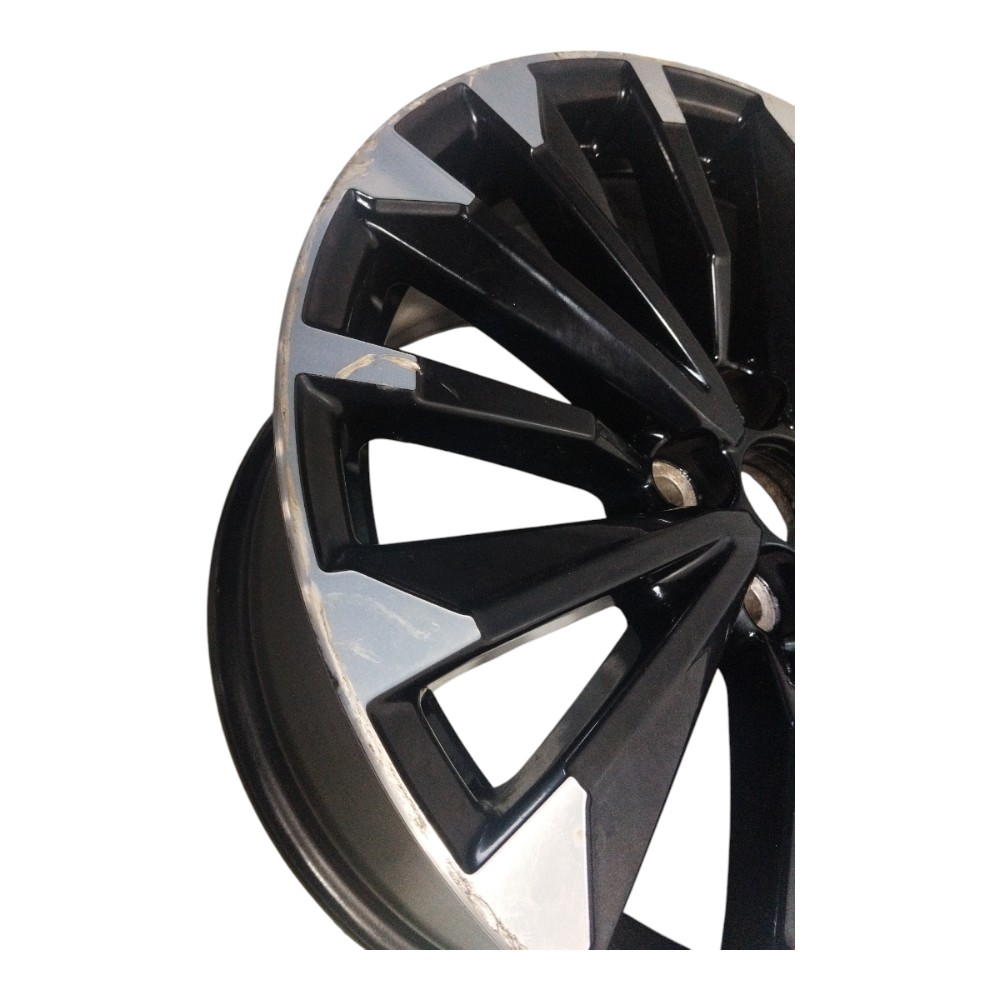 Roda Liga Leve Aro 17×7 Toyota Corolla Grs 2024 Detalhes 4