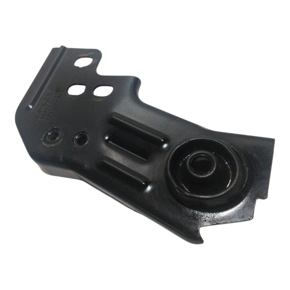 Suporte Inferior Esquerdo Radiador Fiat Cronos 2024 Original 3