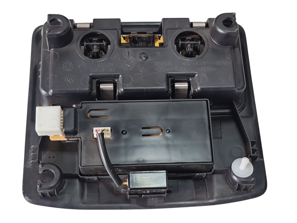 Luz Cortesia Mais Comando Teto Solar Yaris Hatch 2022 A 2025 4