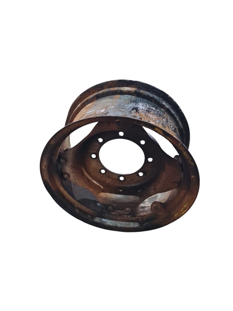 Roda aro 24 trator jonh deere 6135j ano 2022 com detalhe