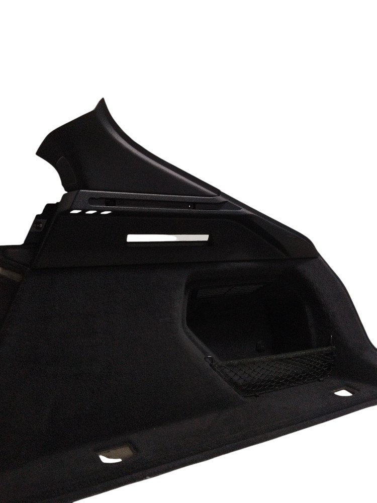 Acabamento forro porta malas traseiro Audi Etron 22 ORIGINAL 2