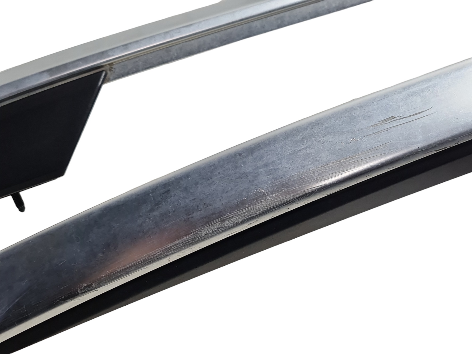 Par Rack De Teto Original Volvo Xc90 D5 2017 Detalhe 2