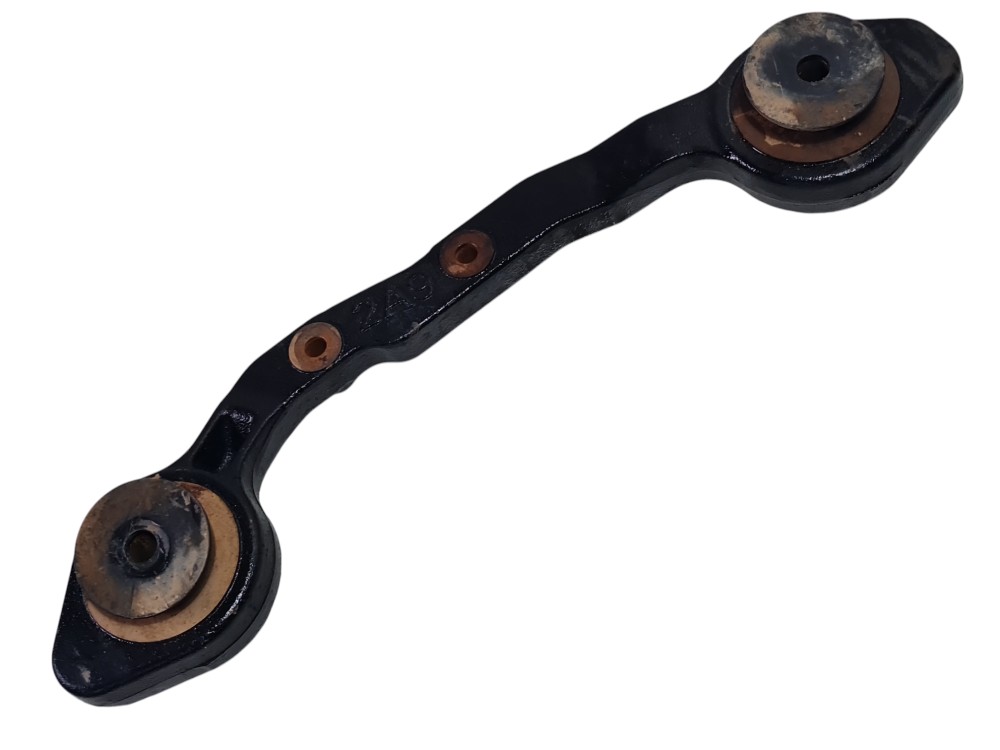 Suporte Do Diferencial Traseiro Lexus Nx300h 2019 5239148110 4