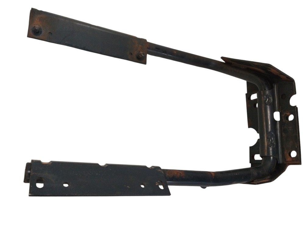 Suporte Paralama Diantei. Esquerdo Volvo Vm330 2021 22813617 4