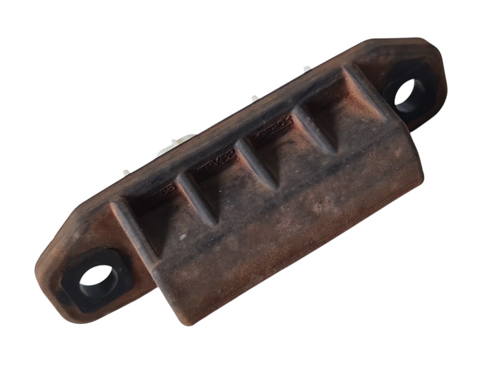Botão Abertura Porta Malas Toyota Yaris Hatch 2022 A 2025 2