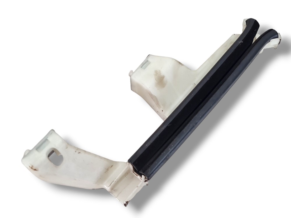 Guia Vidro Porta Dianteira Esquerda Renault Kangoo 2025 1