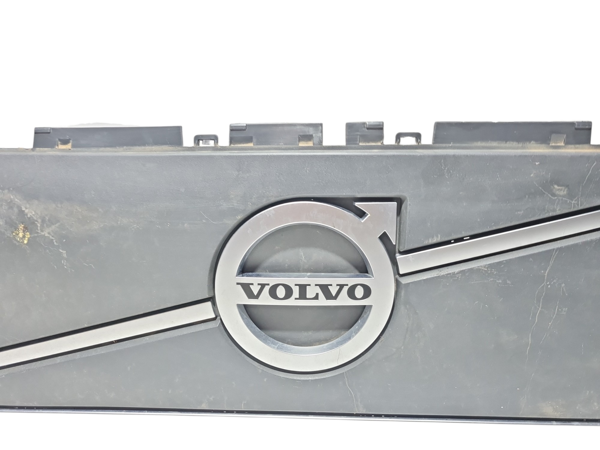 Grade Superior Do Painel Dianteiro Volvo New Fh Fh540 2023 4