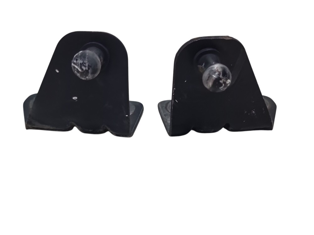 Suporte amortecedor tampa traseira Chevrolet captiva 2009 1