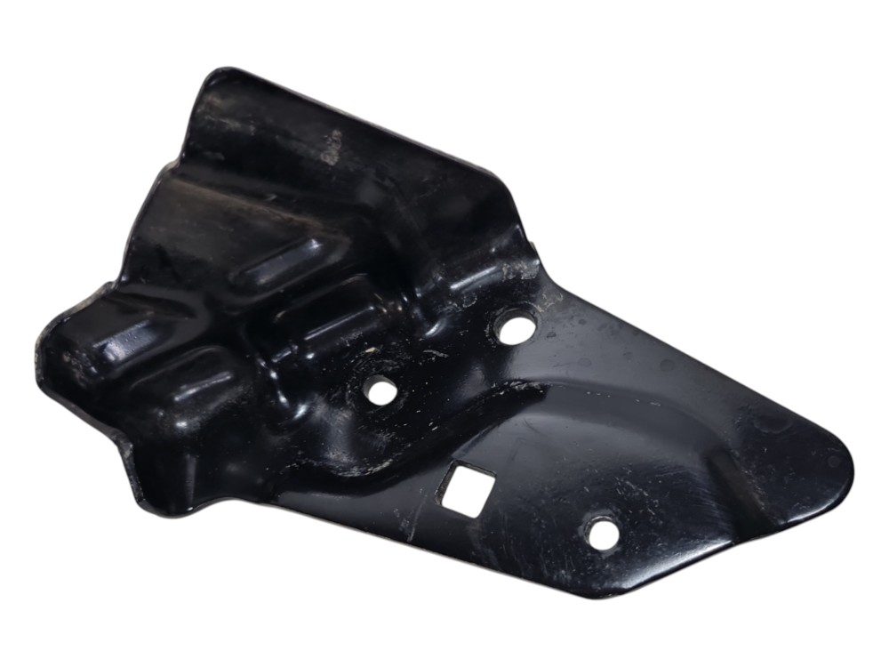 Suporte paralama dianteiro Toyota Corolla Cross ano 25 2026