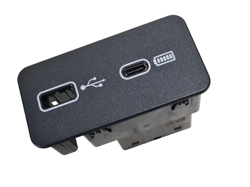 Tomada Usb Gwm Tank 300 2025 2026 3784100avc01a Original 5