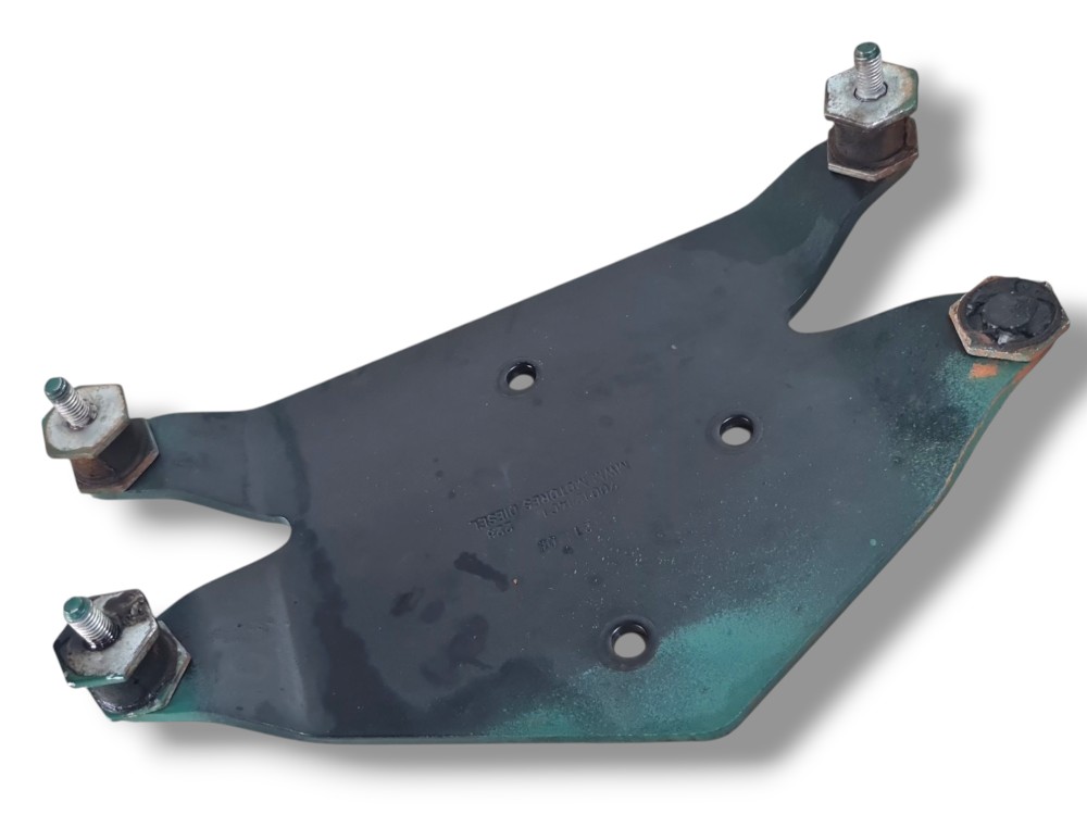 Suporte modulo de controle Volvo VM 330 2021 2022 7001214C1