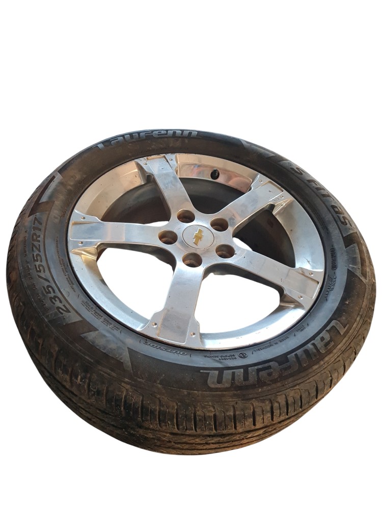 Roda Com Pneu Liga Leve 17 Chevrolet Captiva Sport Ano 2009 Prata 1
