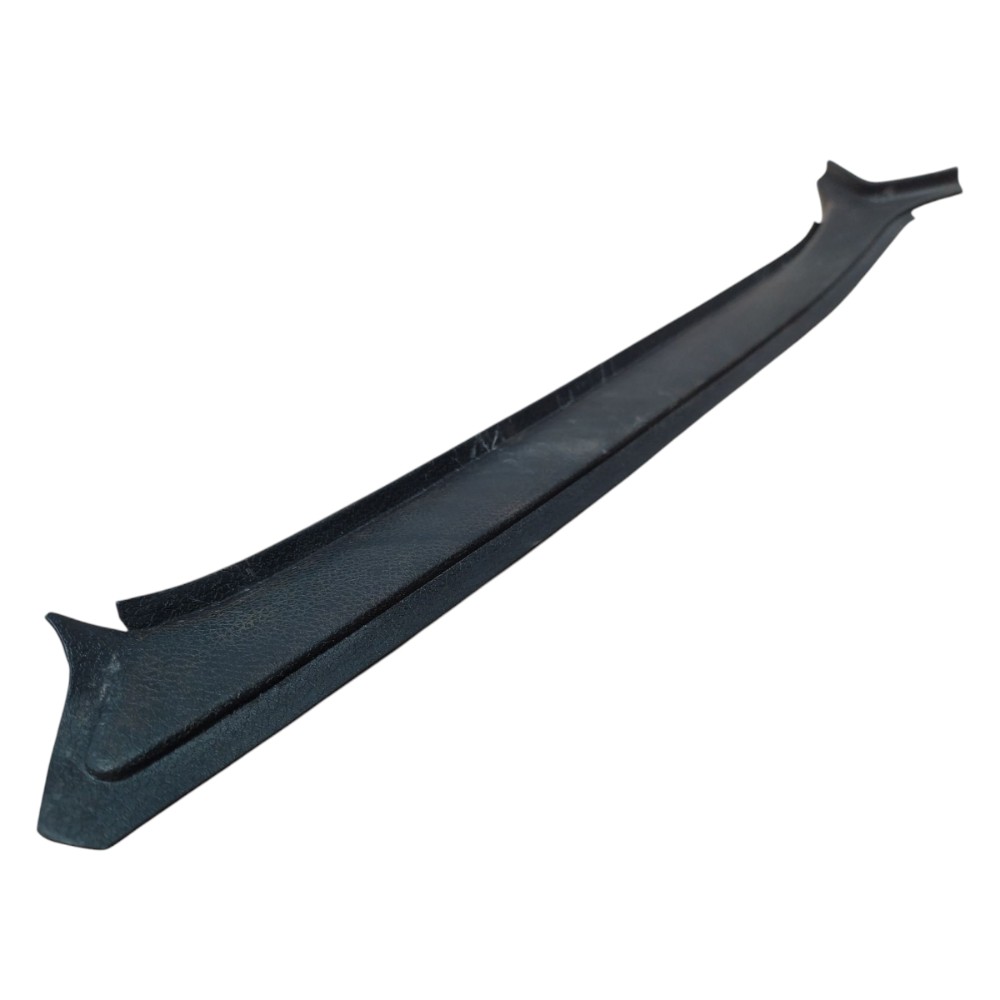 Moldura Coluna Parabrisa Direito Uno Fiorino Elba 1815083 2