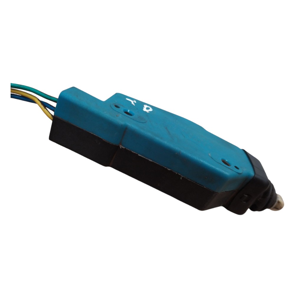 Trava Elétrica Porta Direita Santana 84 86 88 90 94 A 2006 6