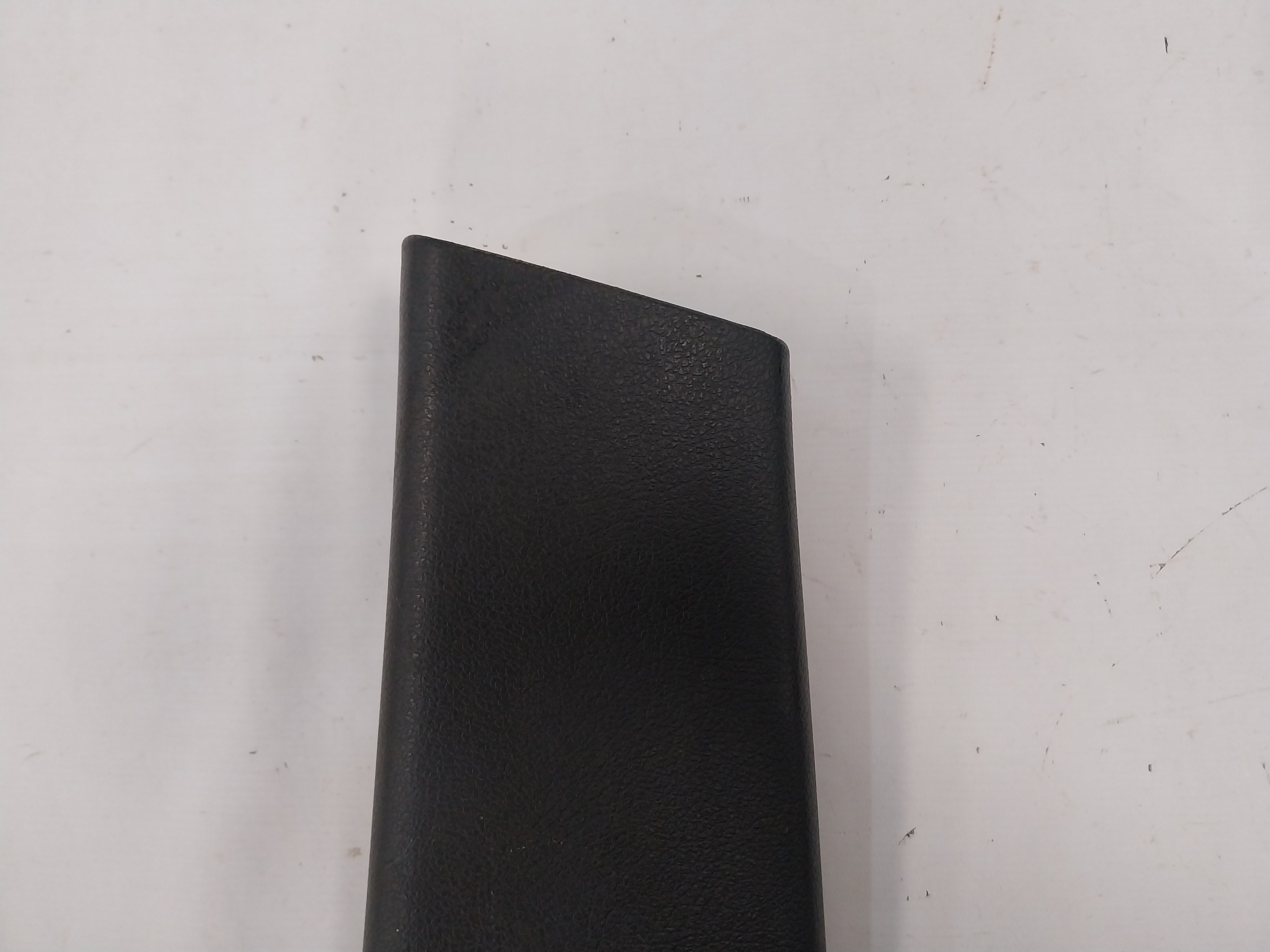 Moldura Coluna Esquerda Astra 99 2000 2005 2009 2010 2011  Preto 3