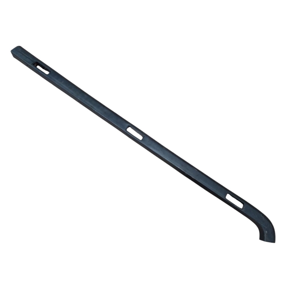 Moldura Caçamba Direito Saveiro G5 G6 G7 2009 2020 2025 Preto