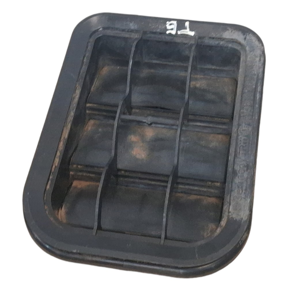 Difusor Ar Parachoque Traseiro Audi A3 97 98 2000 2001 2006
