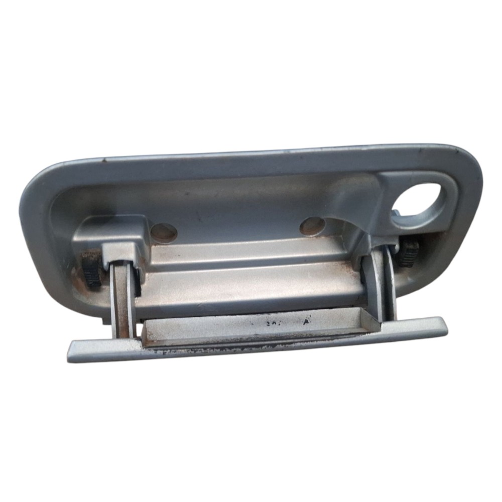 Maçaneta Externa Dianteira Direita Corsa Vectra 95 97 A 2005 Cinza Dianteira 9