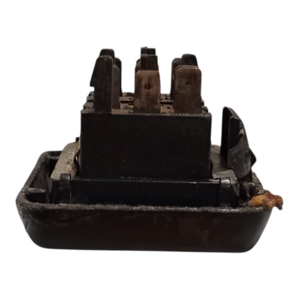 Botão Comando Vidro Duplo Dianteiro L.E. Gol Vw 88 94 3