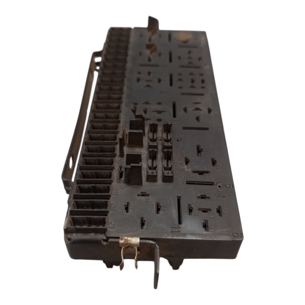Caixa Fusíveis Relés Santana Quantum Gol 84 90 95 2000 2006 3