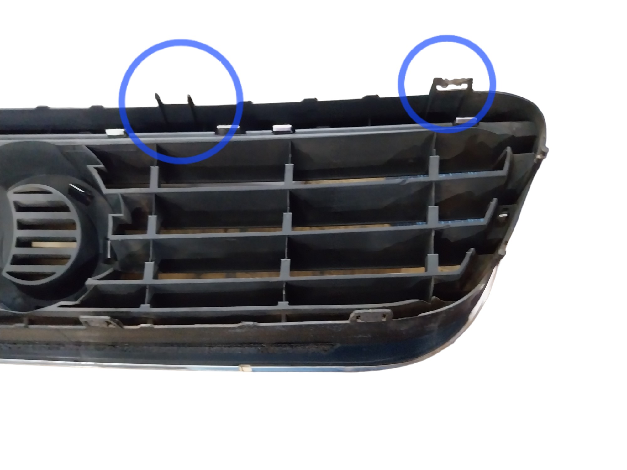 Grade Frontal Audi A3 97 98 2000 2001 2002 2003 2006 Detalhe 4