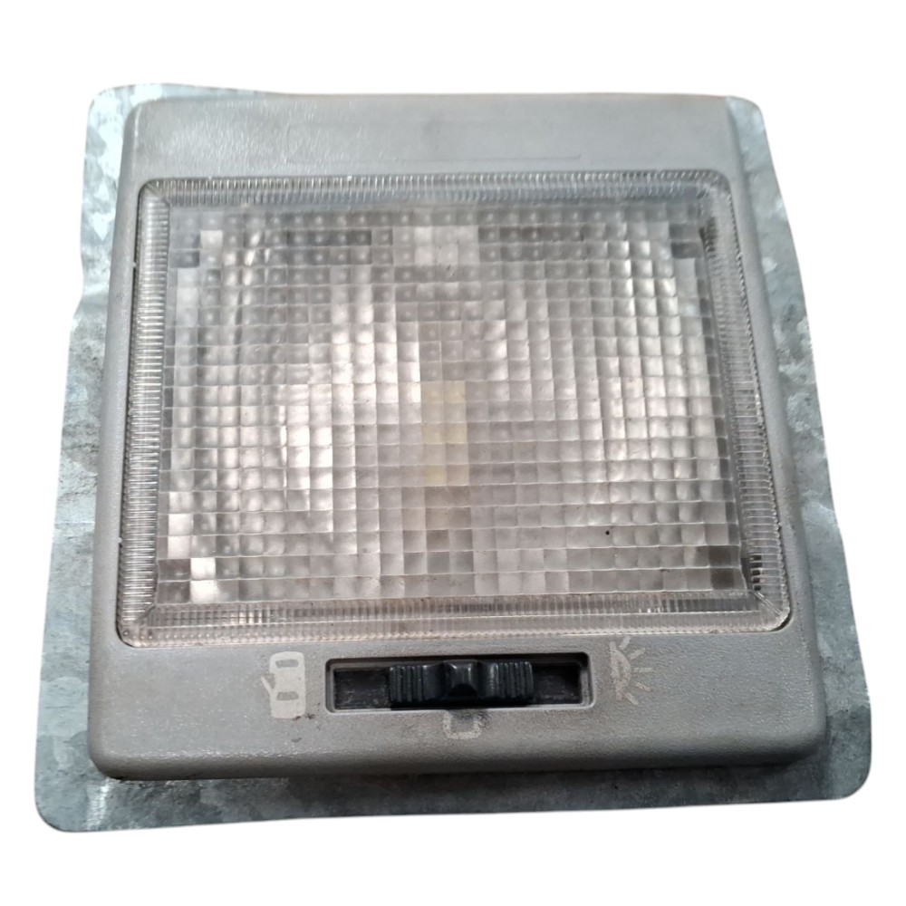 Luz Cortesia Teto Quantum Santana 91 98 2000 2002 2004 2006 2