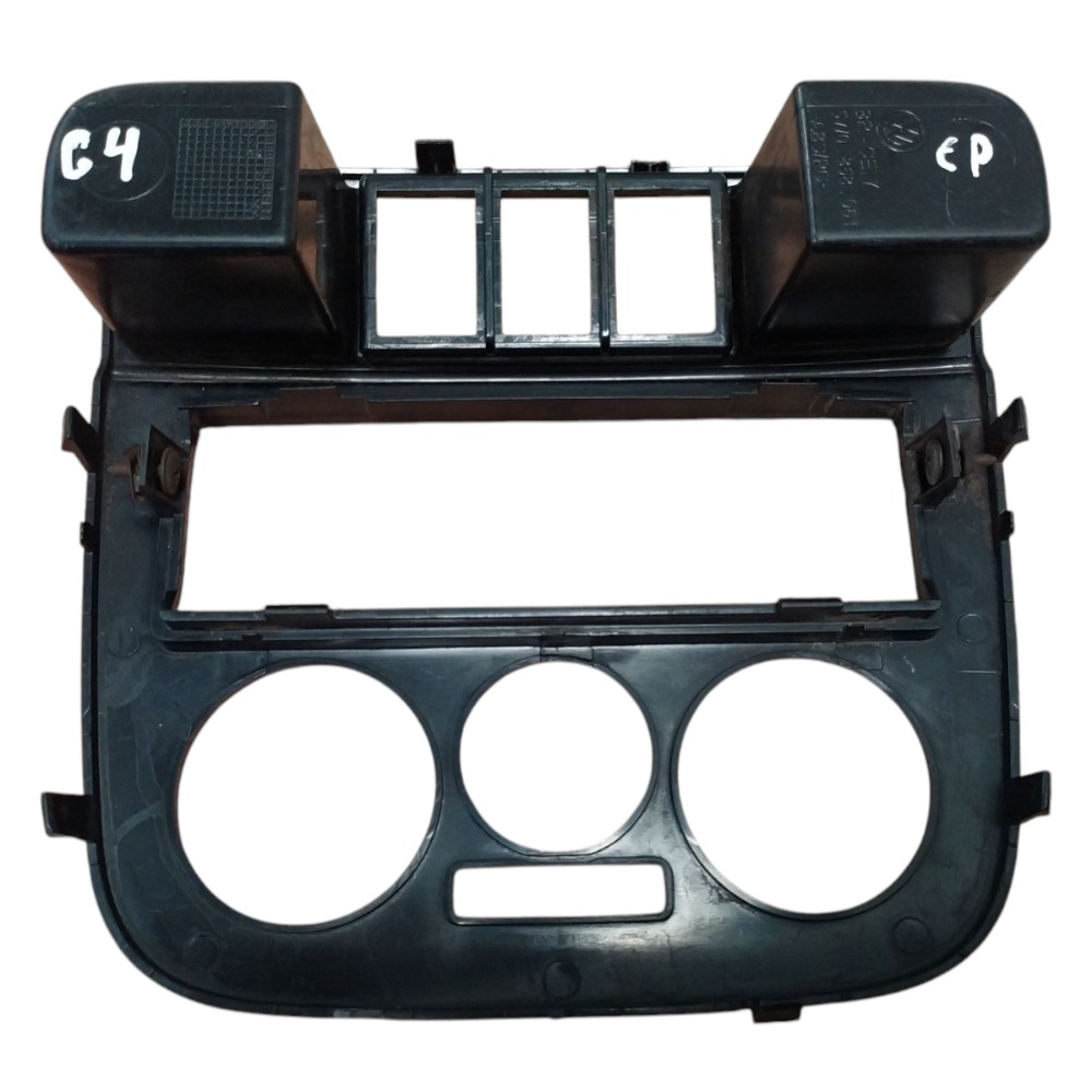 Moldura Painel Central Rádio Botões Gol G4 2005 2006 A 2008 4