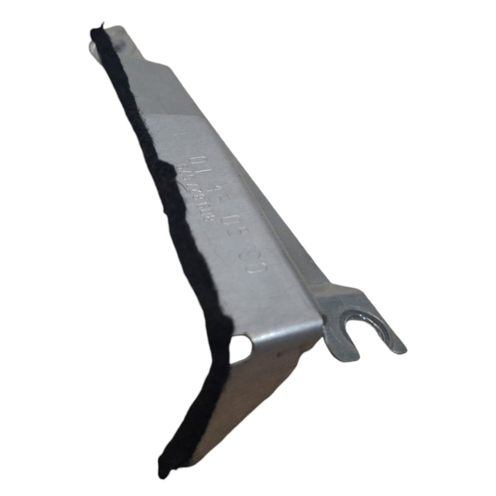 Suporte Esquerdo Forro Tampa Traseira Audi A3 97 98 A 2006 Prata 4