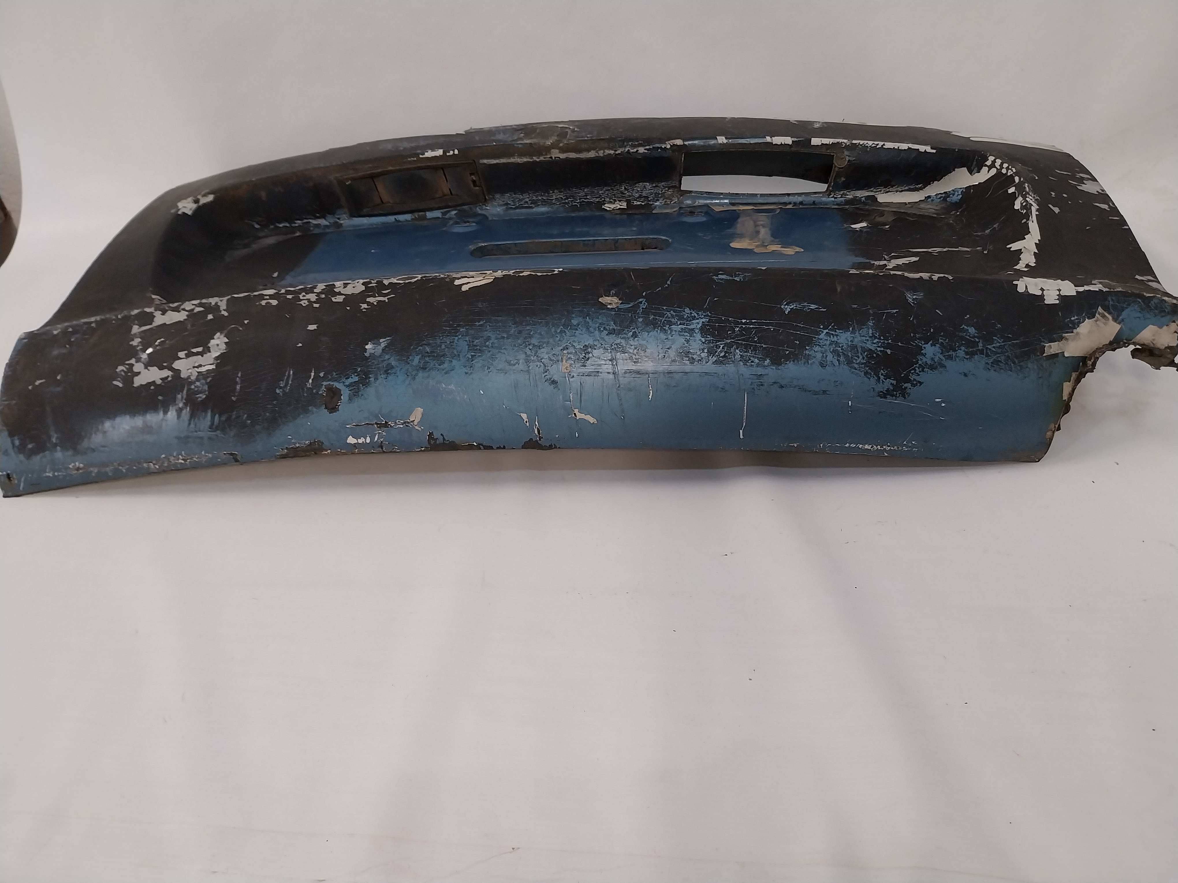 Suporte Parachoque Traseiro Central Ford Ka 97 A 2002 3