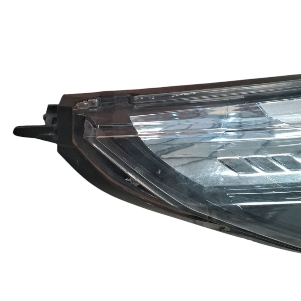 Farol Lado Direito Cobalt 2016 2017 2018 2019 2020 Detalhe Direito/passageiro 9