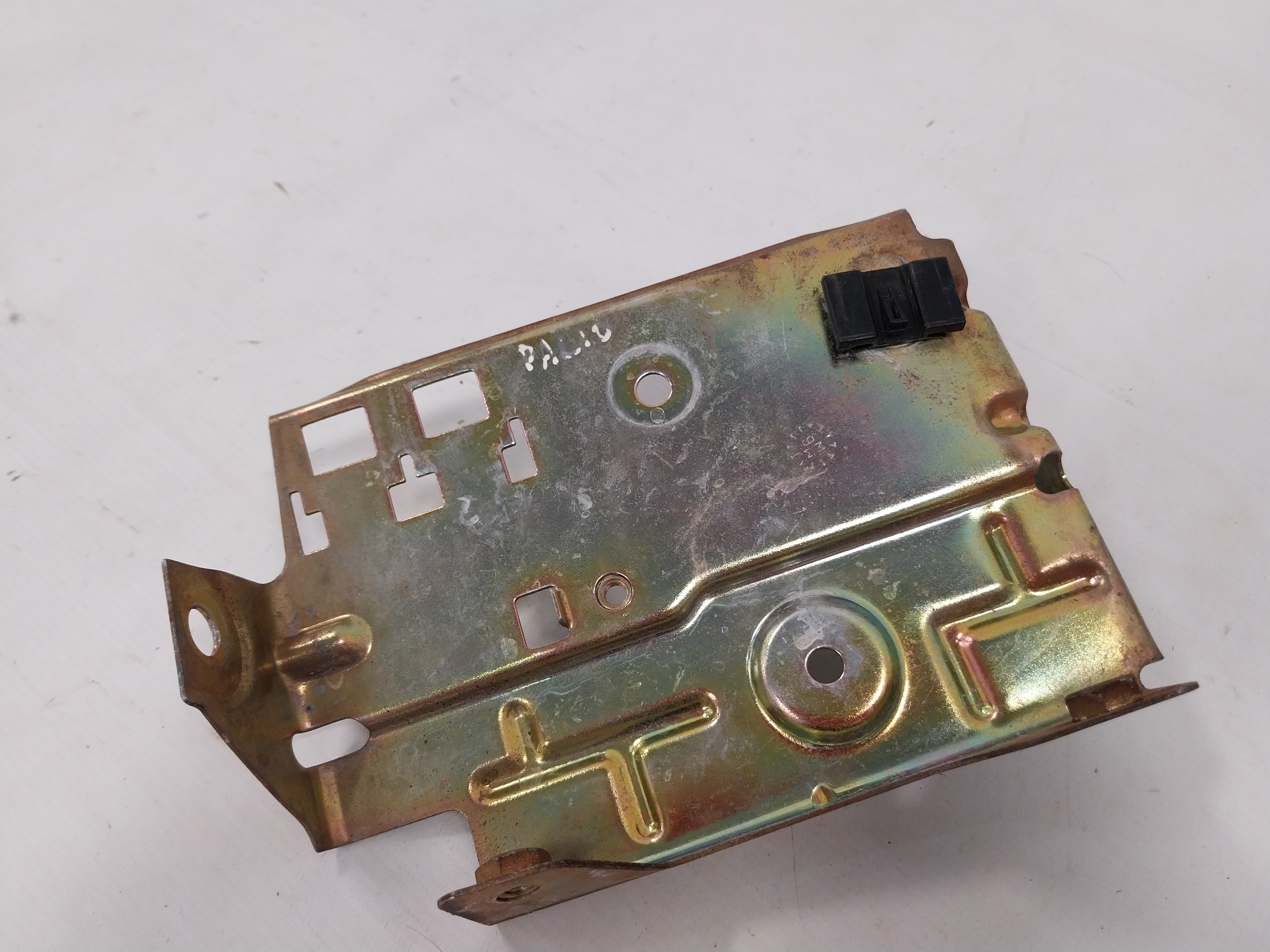 Suporte Caixa Fusível Palio 97 98 99 2000 1