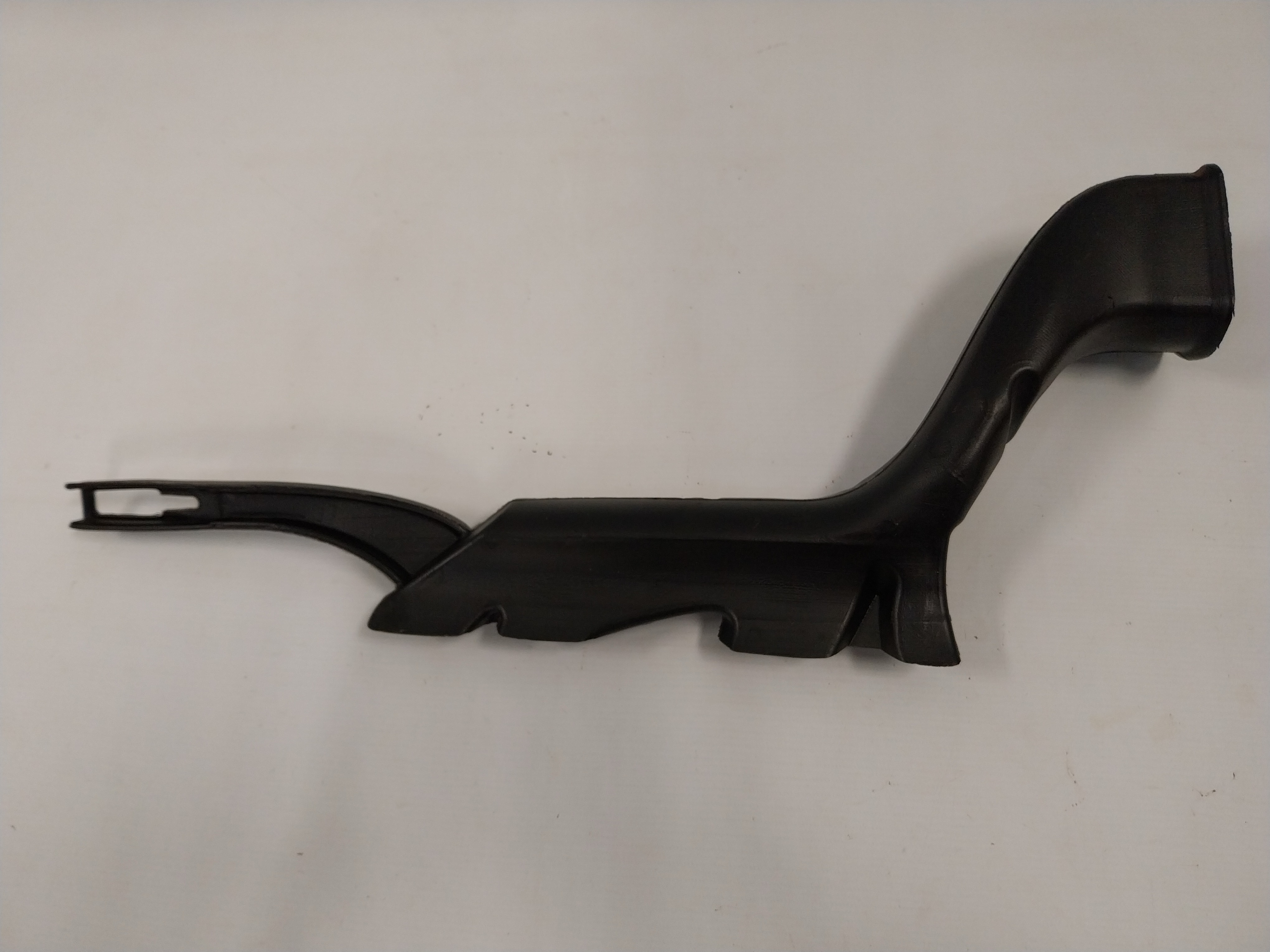 Duto Ar Direito Focus 2009 2010 2011 2013  Volvo C30 2008 4