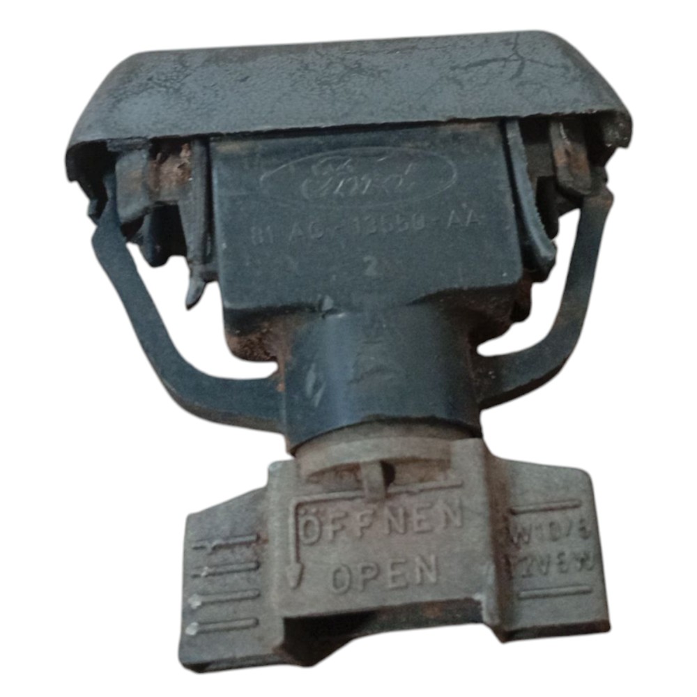 Luz Placa Traseira Ford Escort 83 84 85 86 81ag13550aa 4