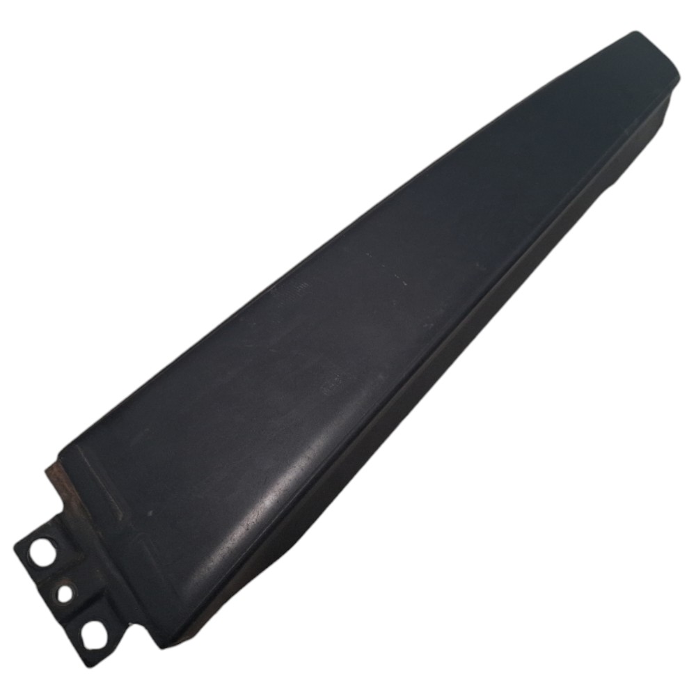 Acabamento Coluna Externa Direita Audi A3 97 98 99 2001 2006 2