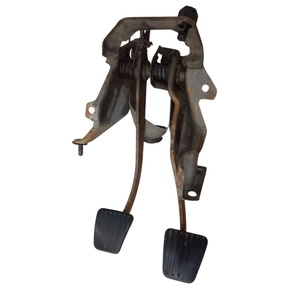 Pedaleira Freio Embreagem Gm Corsa 96 97 98 99 2000 2002