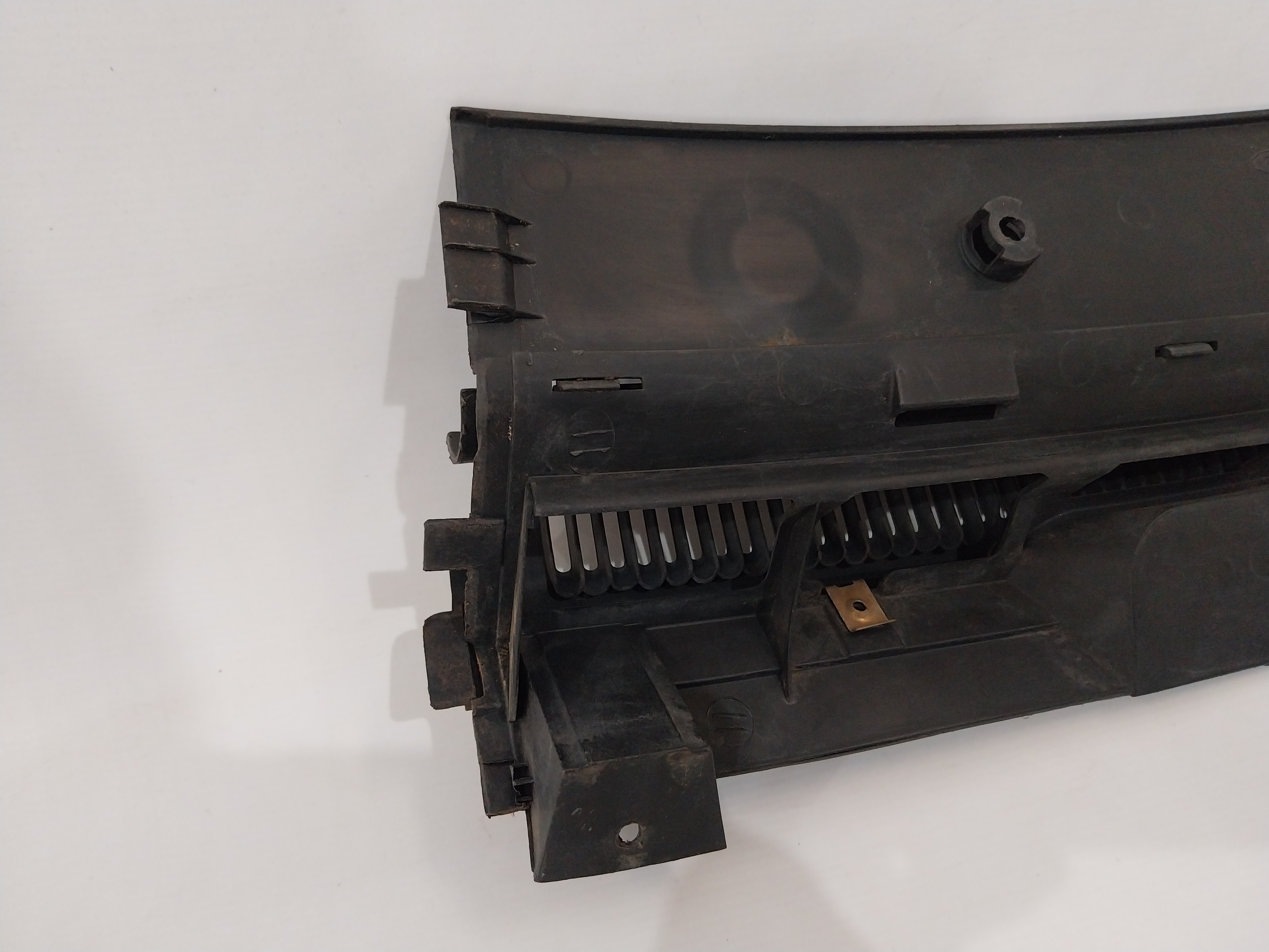 Grade Churrasqueira Parabrisa Direito Ford Ka 99 2000 2003  Preto 6