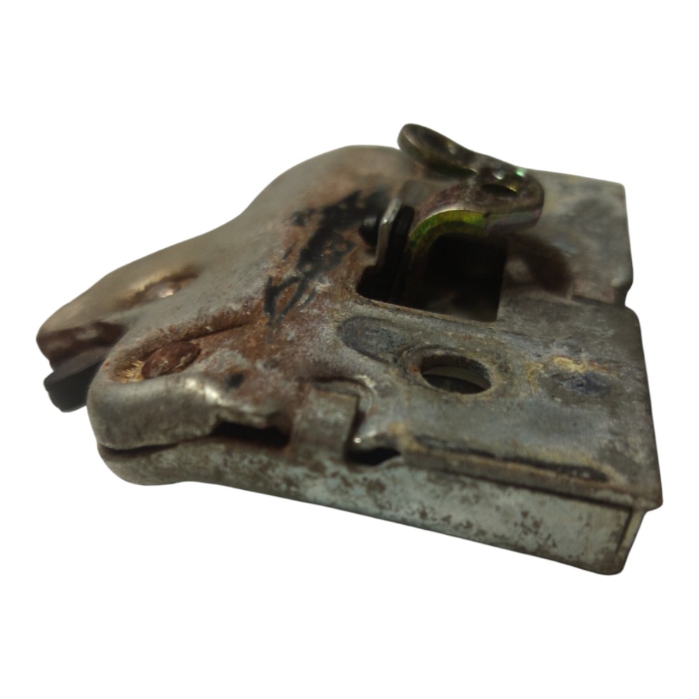 Fechadura Tampa Porta Malas Monza Tubarão 91 92 93 94 95 96 2