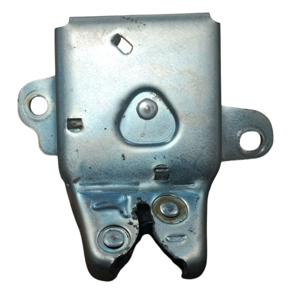 Fechadura Tampa Traseira Porta Malas Corolla 2003 2004 2008