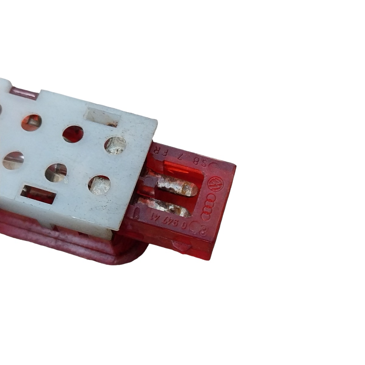 Luz Cortesia Vermelha Porta D. Direita Audi A3 97 98 2006  Branca 4
