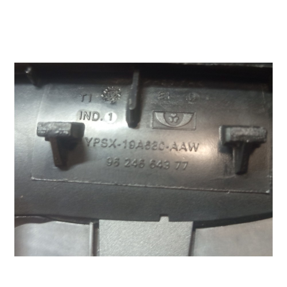 Difusor Saída Ar Esquerdo Peugeot 206 99 2003 2004 2005 2008 2