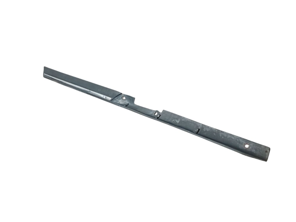 Friso Lateral Externo Sobre Roda Dir Omega 93 94 95 96 96 98 Preto 5
